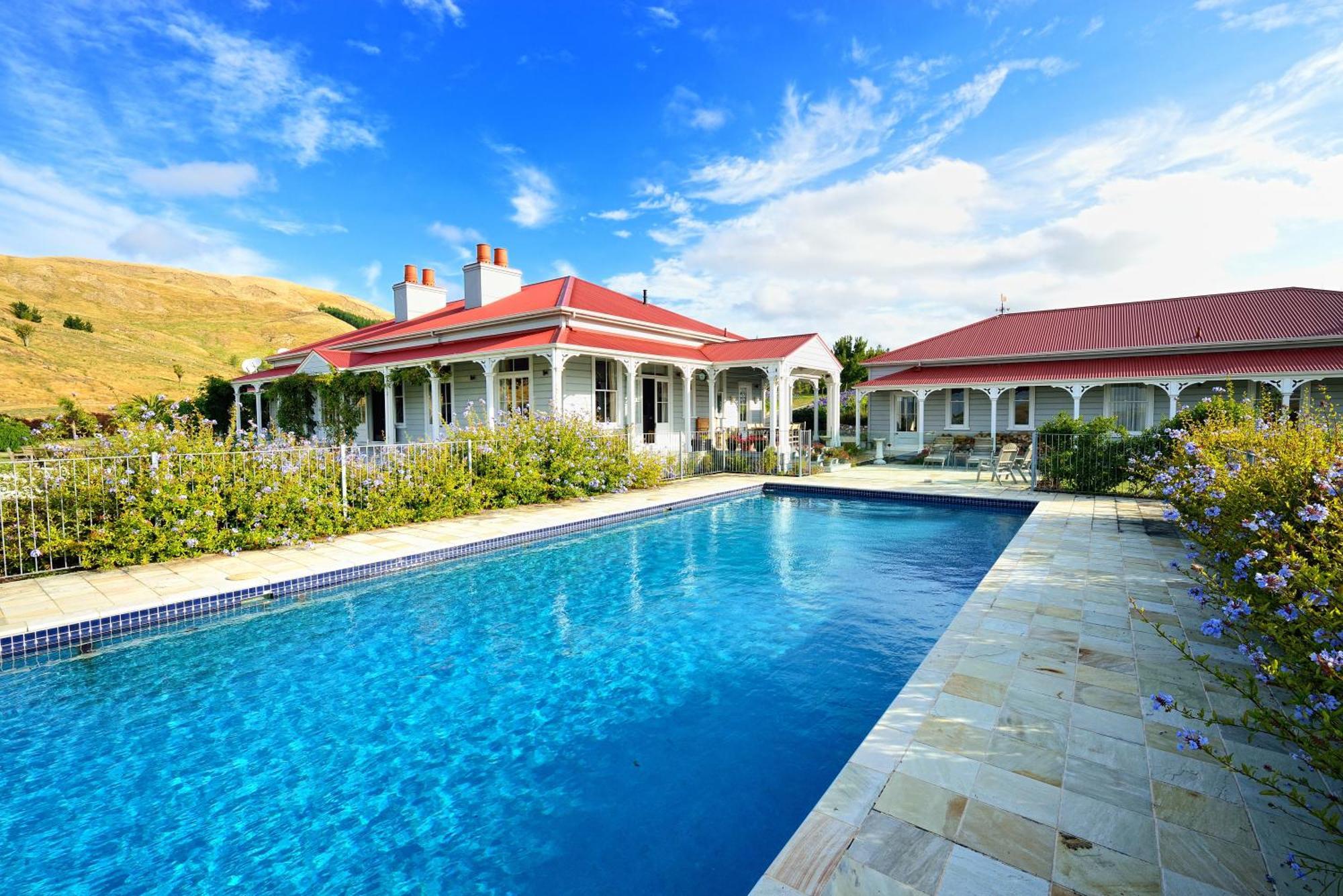 Cape South Estate - International Award-Winning Country Estate With Pacific Views Havelock North Bagian luar foto